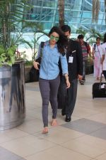 Shraddha Kapoor snapped at the airport on 8th May 2015